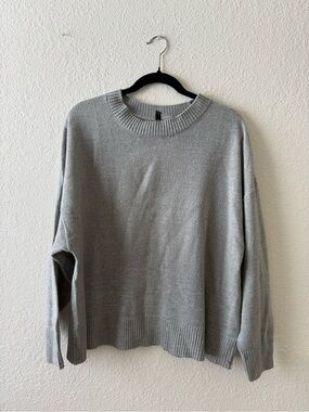 H&M Light Gray Women's Crewneck Sweater